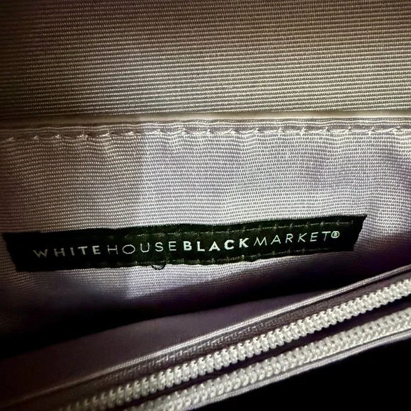 White House Black Market Lavender Clutch with Chain Accent - NWOT - Picture 4 of 10